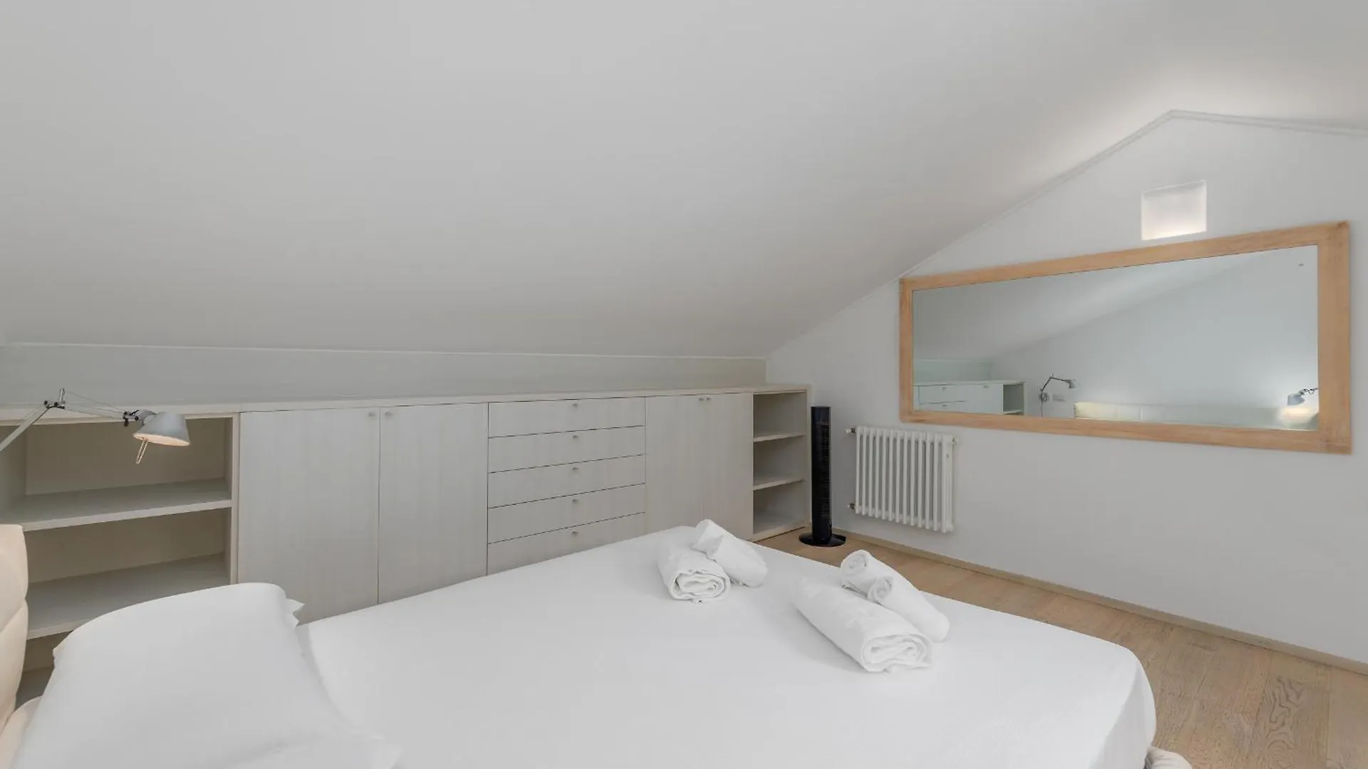 Suite Tra Il Porto E Il Centro, 150M Dal Mare,Wifi Savona
