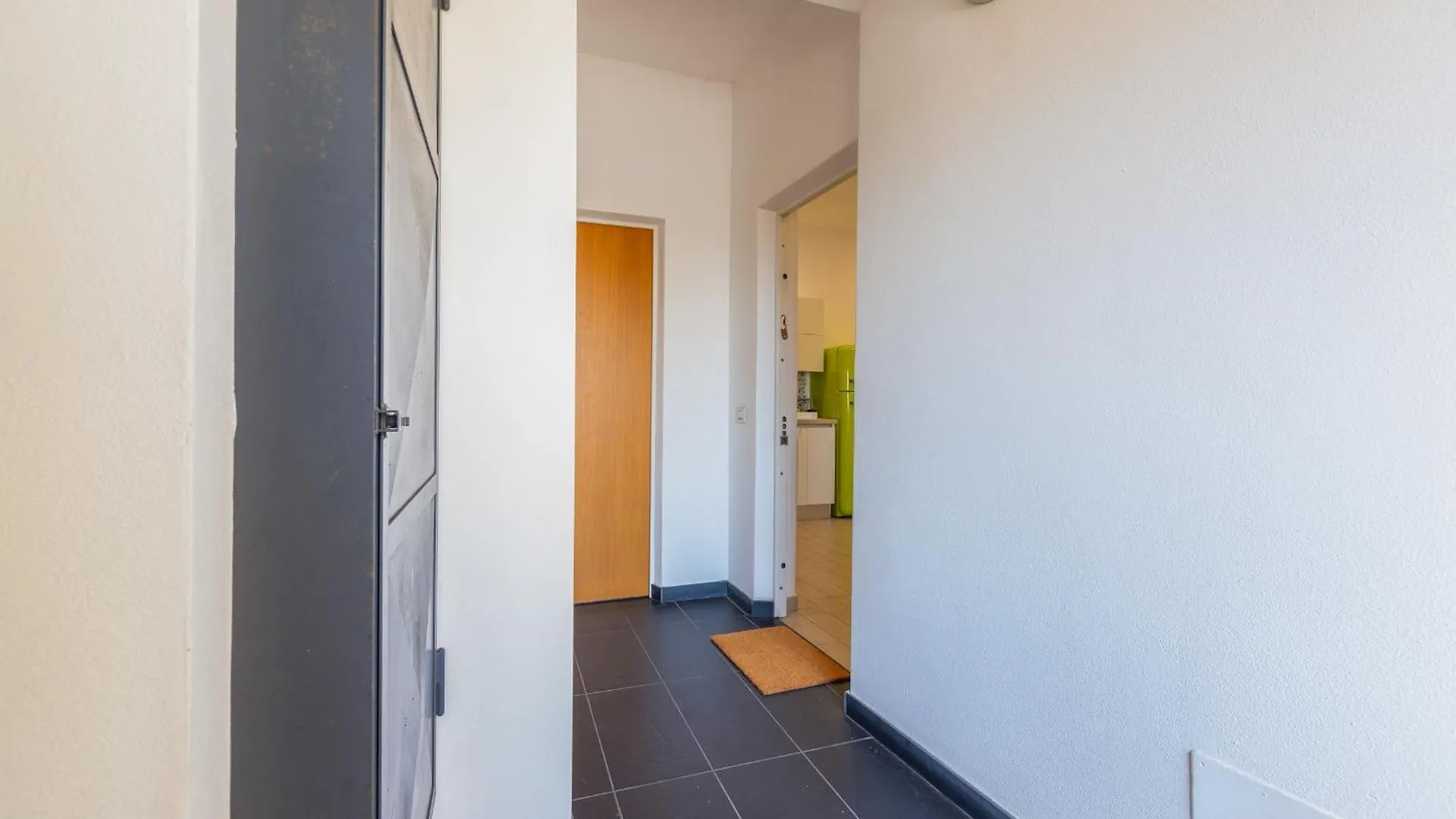 Suite Tra Il Porto E Il Centro, 150M Dal Mare,Wifi Savona 0*,